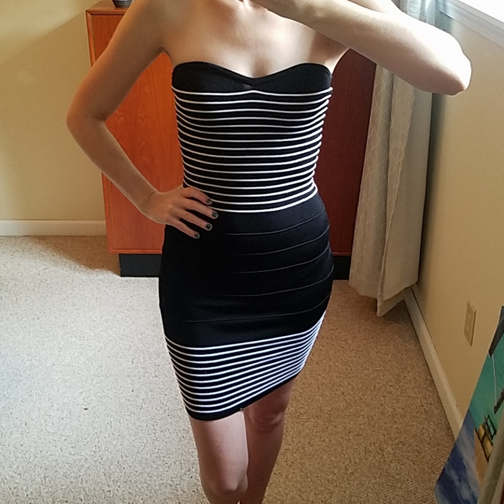 Bl&wh stretch tube dress